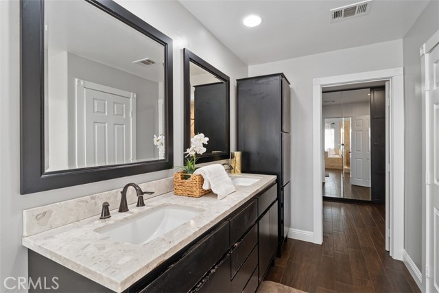 MLS #OC25215520 image #39