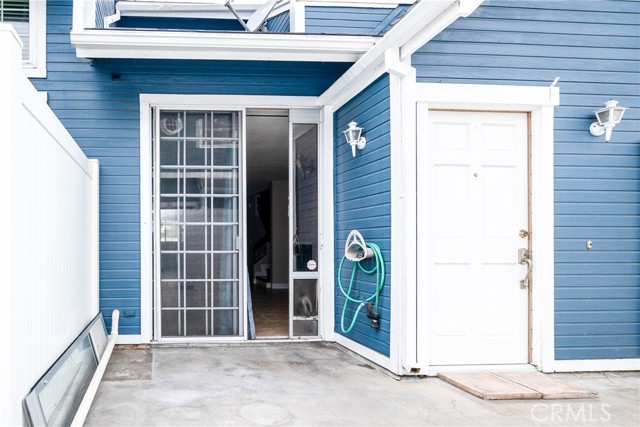 MLS #OC25215604 image #1