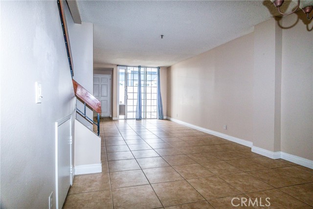 MLS #OC25215604 image #10