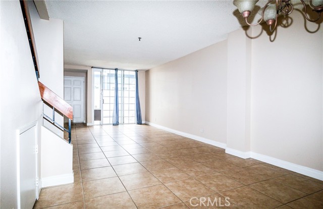 MLS #OC25215604 image #11