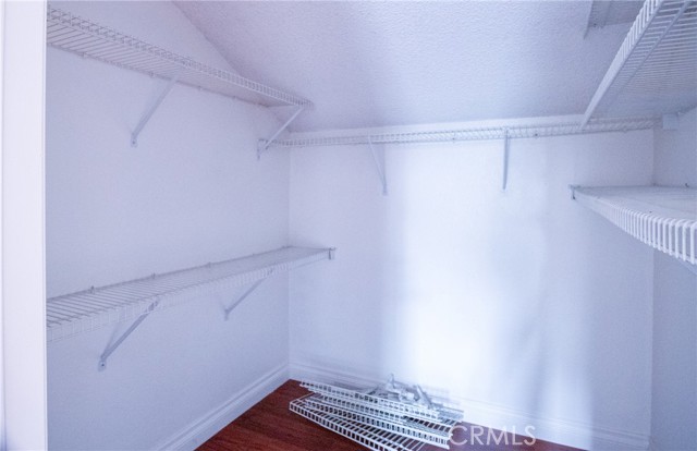 MLS #OC25215604 image #30