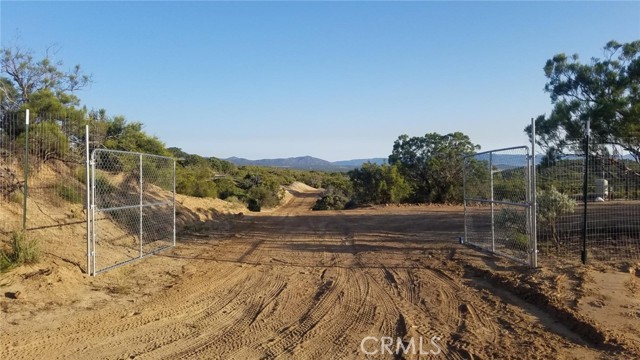 MLS #OC25215687 image #2