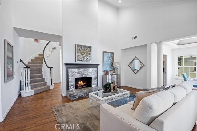 MLS #OC25215826 image #27