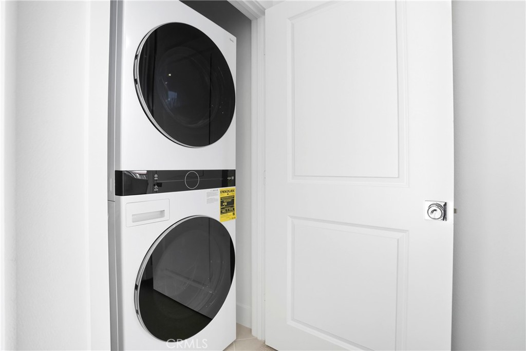 MLS #OC25215922 image #14