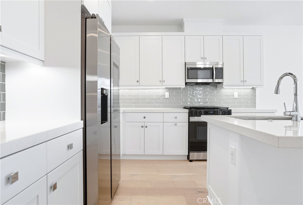 MLS #OC25215922 image #6