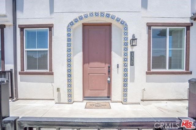 MLS #OC25216275 image #1