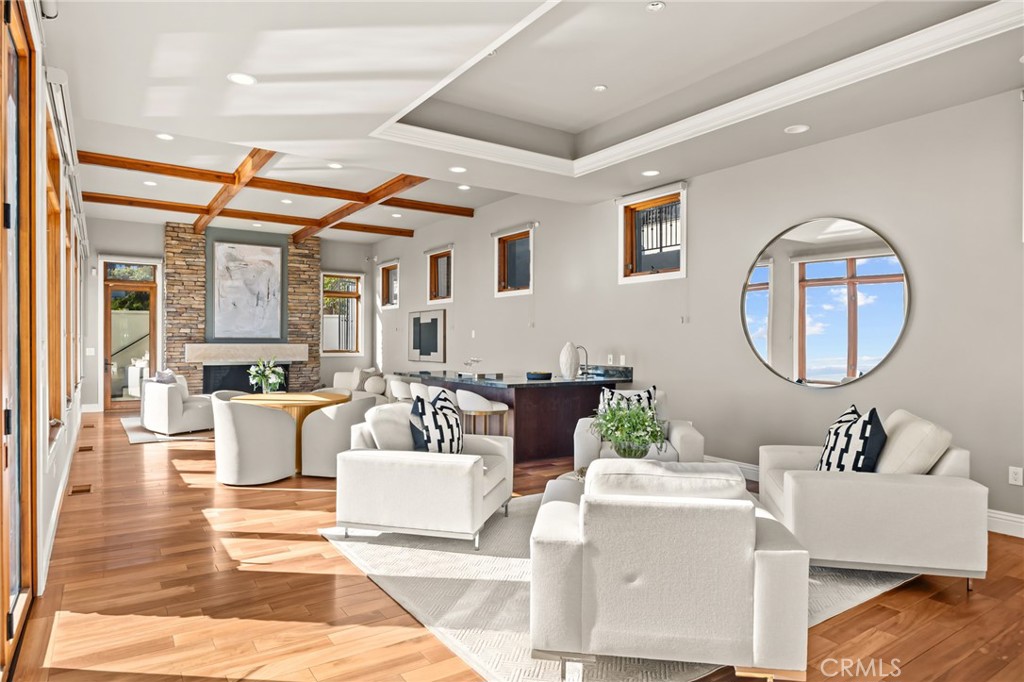 MLS #OC25216291 image #27