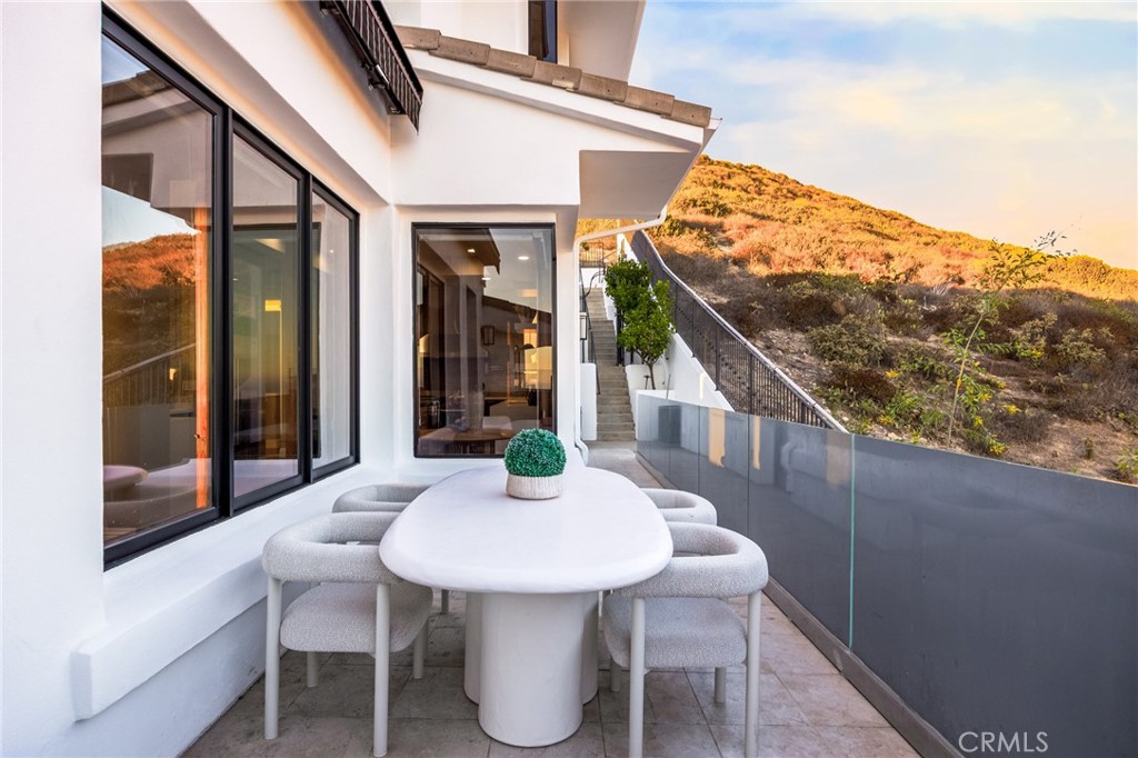 MLS #OC25216291 image #47