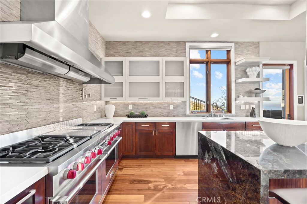 MLS #OC25216291 image #48