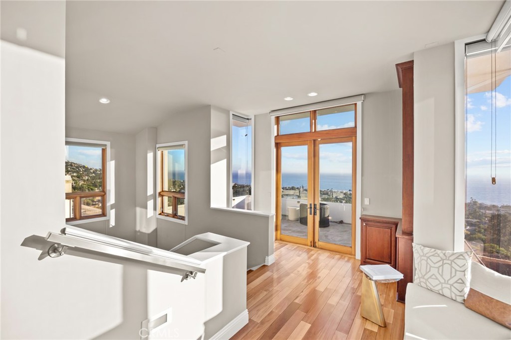 MLS #OC25216291 image #54