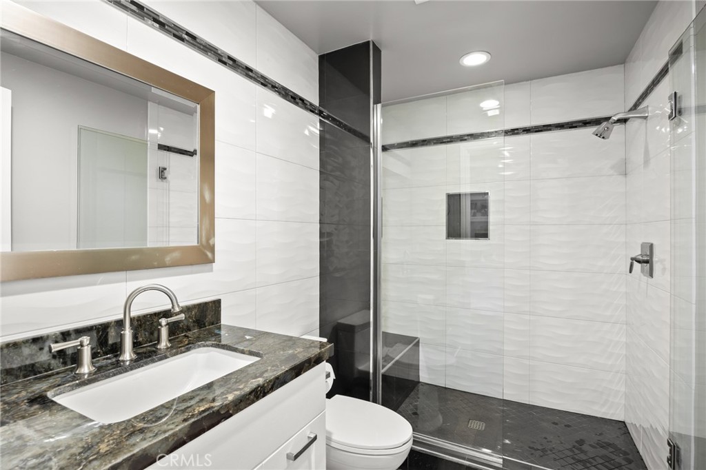 MLS #OC25216291 image #58