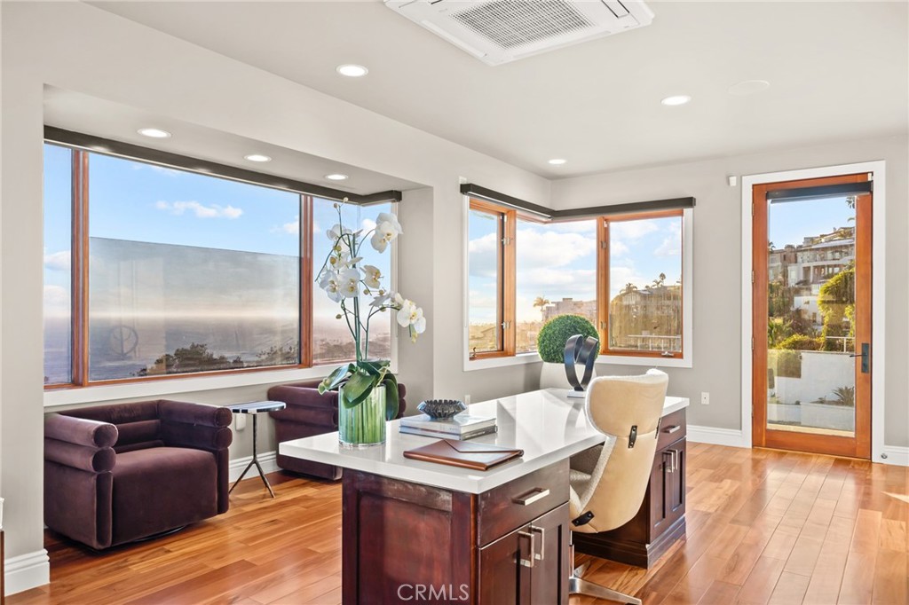 MLS #OC25216291 image #60