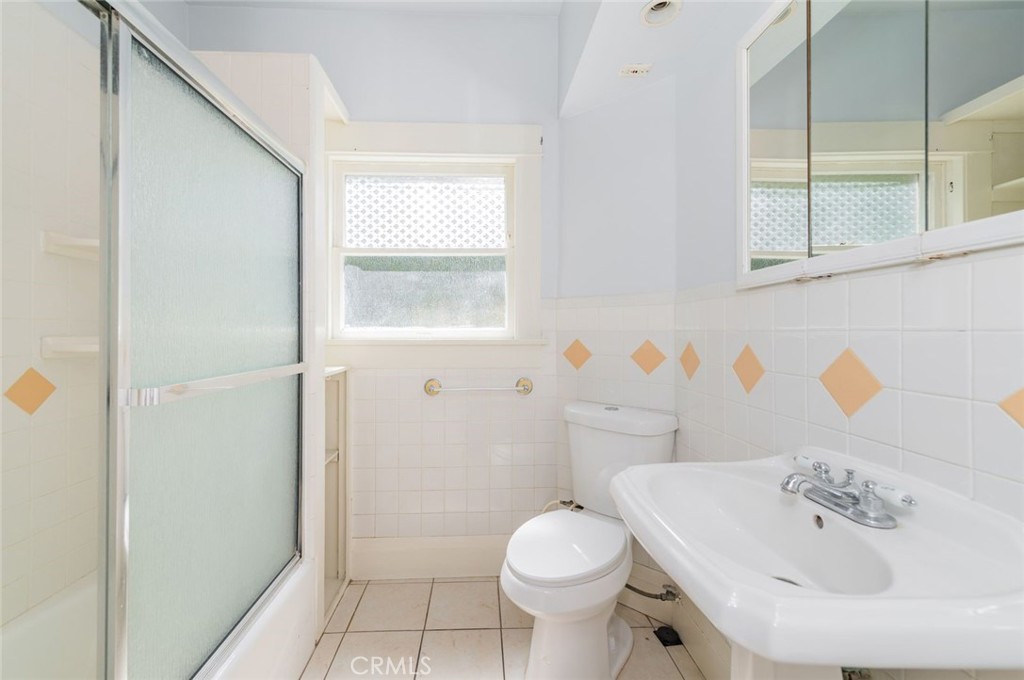 MLS #OC25216313 image #19