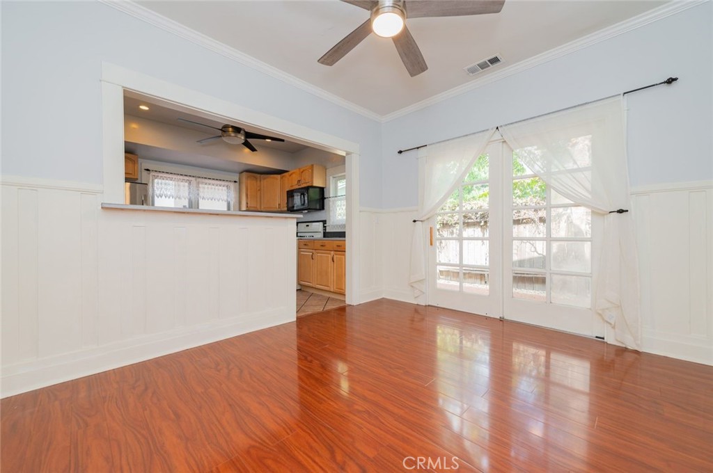 MLS #OC25216313 image #9