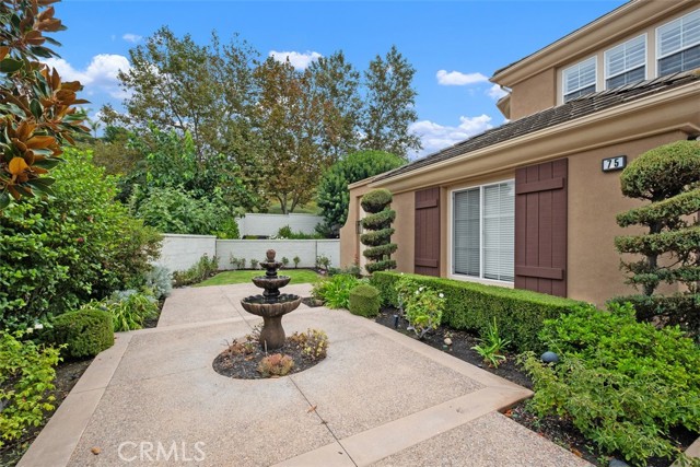 MLS #OC25216316 image #1