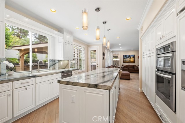 MLS #OC25216316 image #16