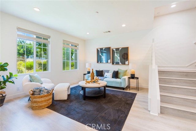 MLS #OC25168662 image #2