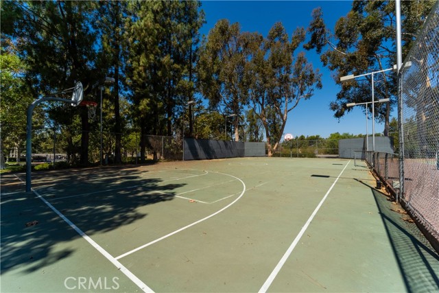 MLS #OC25216333 image #28