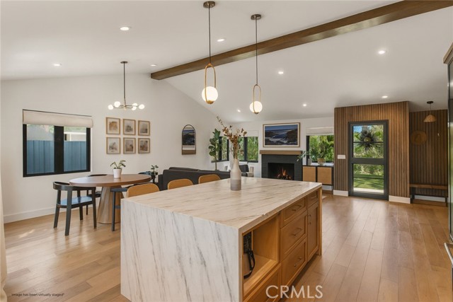 MLS #OC25216334 image #10