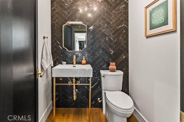 MLS #OC25216334 image #12