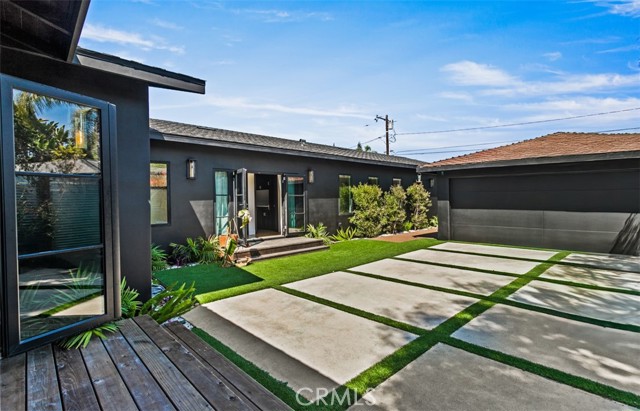 MLS #OC25216334 image #25