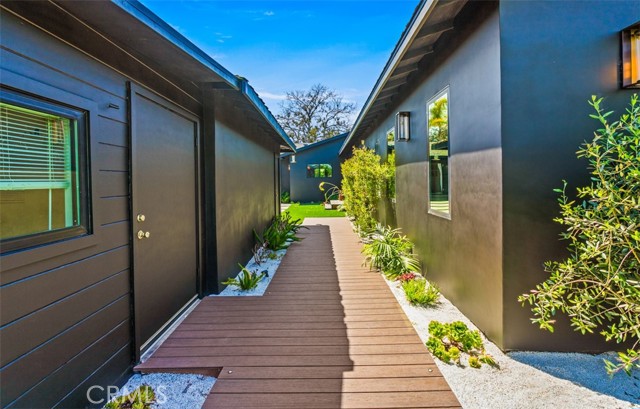 MLS #OC25216334 image #27