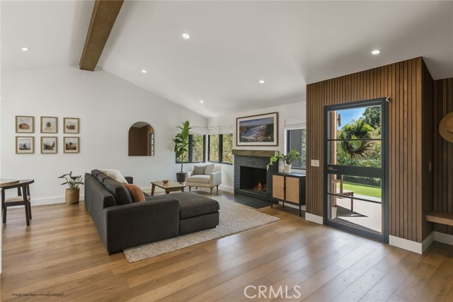 MLS #OC25216334 image #3