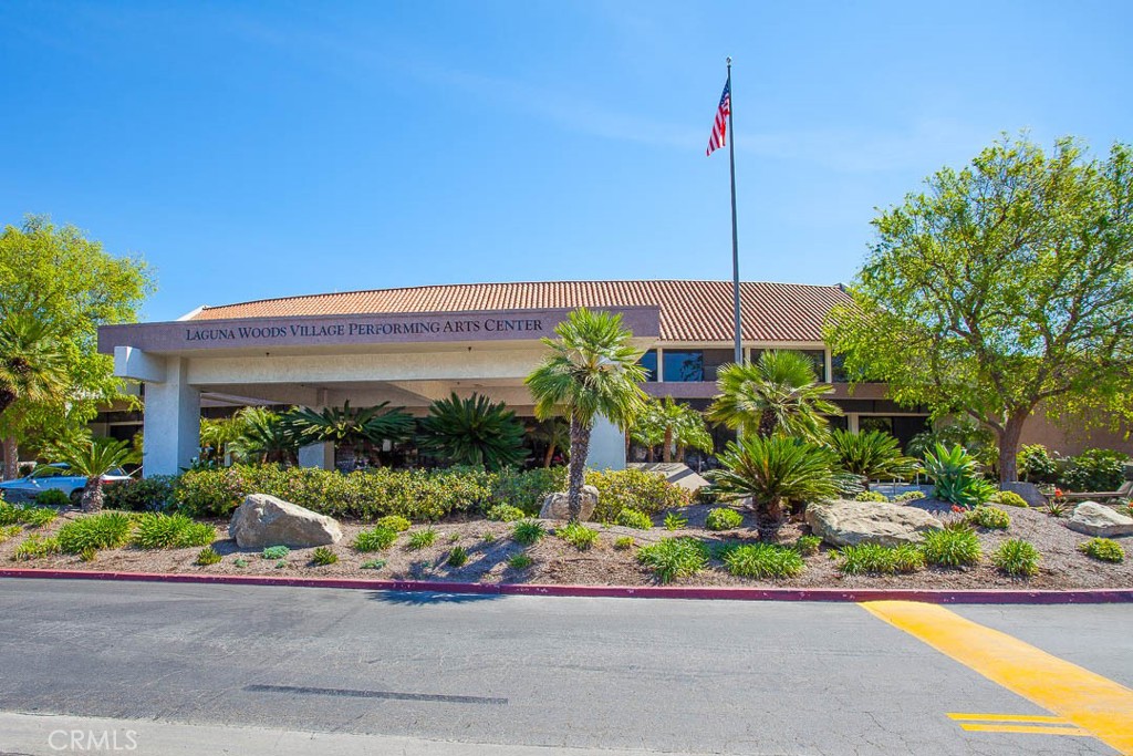 MLS #OC25216413 image #0