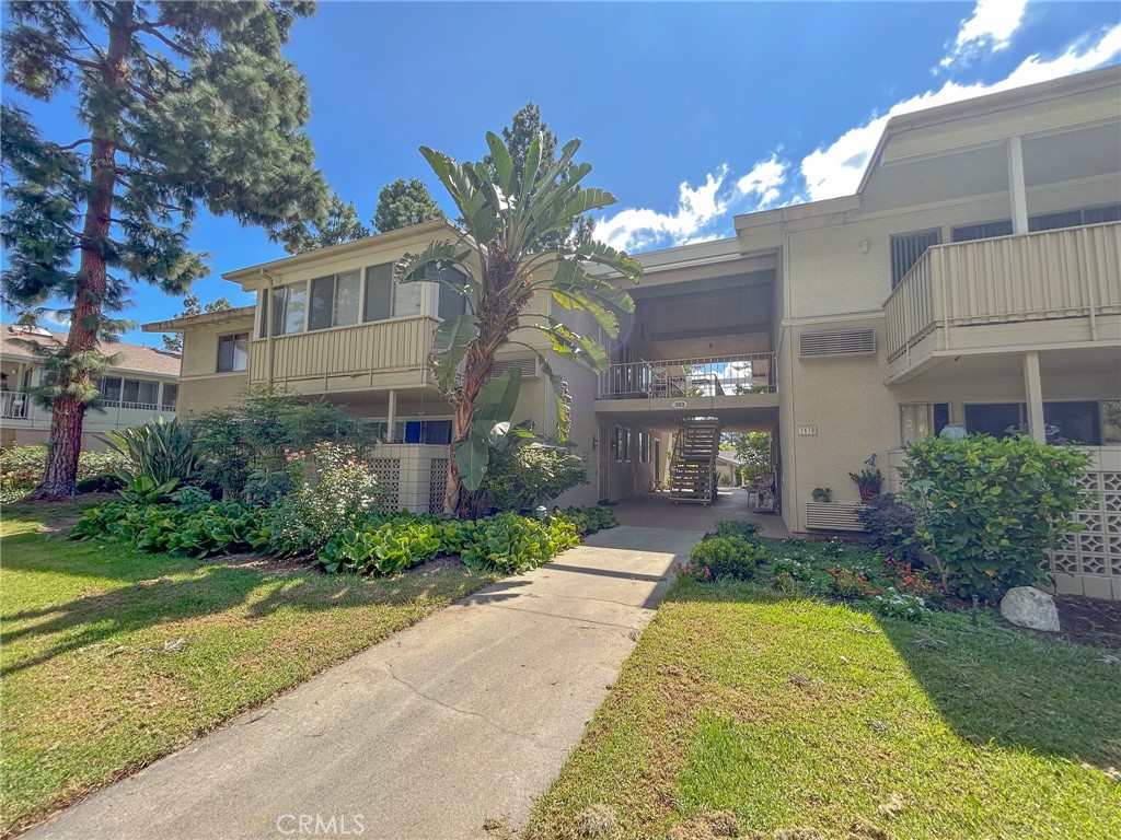 MLS #OC25216413 image #2