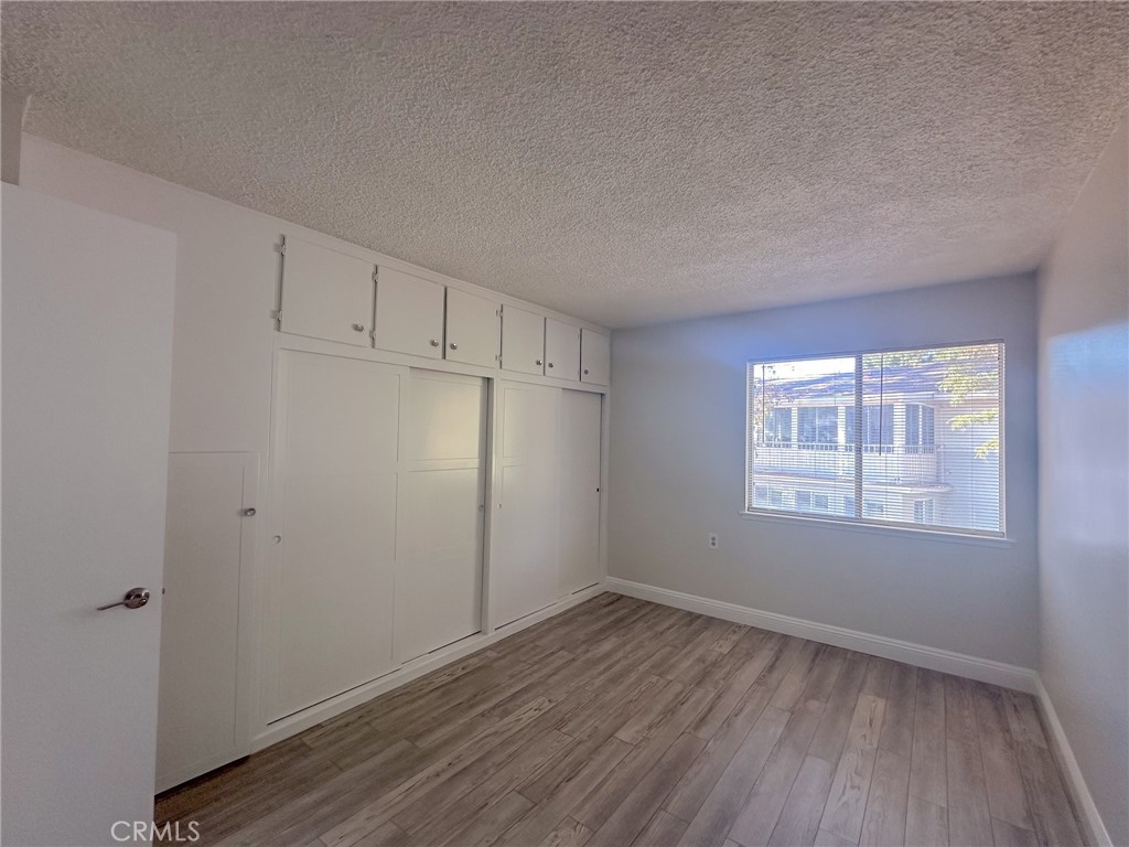 MLS #OC25216413 image #24