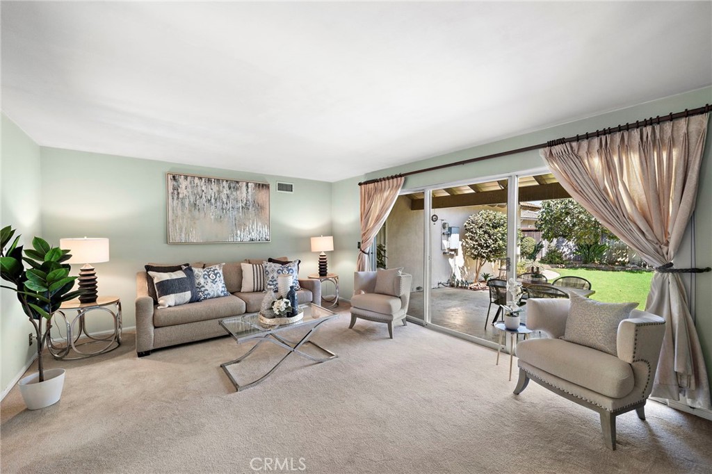 MLS #OC25216416 image #4