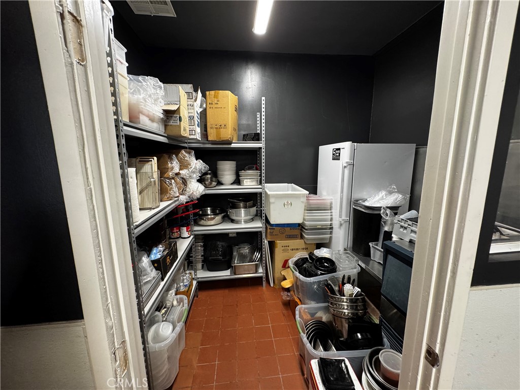 MLS #OC25216440 image #14