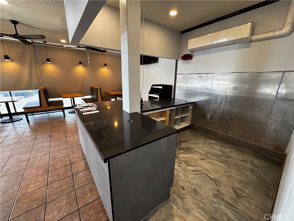 MLS #OC25216440 image #2