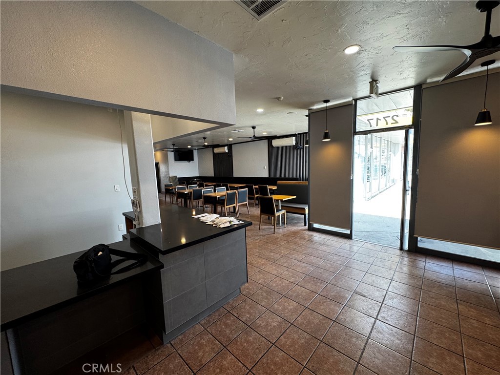 MLS #OC25216440 image #4