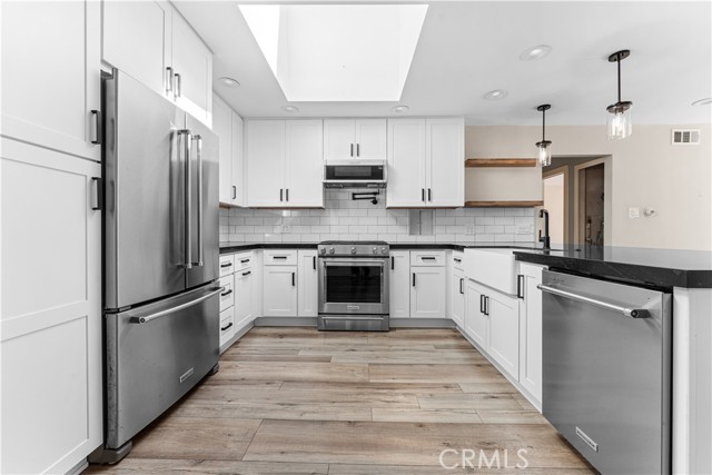 MLS #OC25216635 image #12