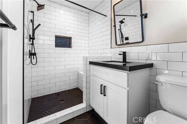 MLS #OC25216635 image #21