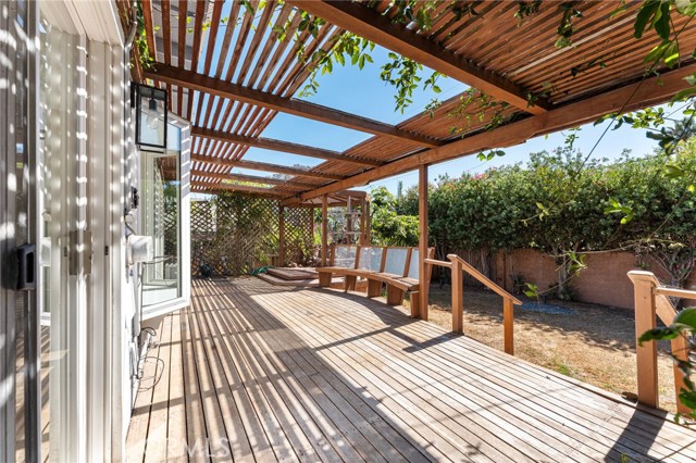 MLS #OC25216635 image #22