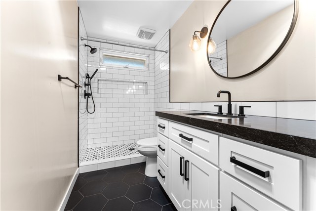 MLS #OC25216635 image #9