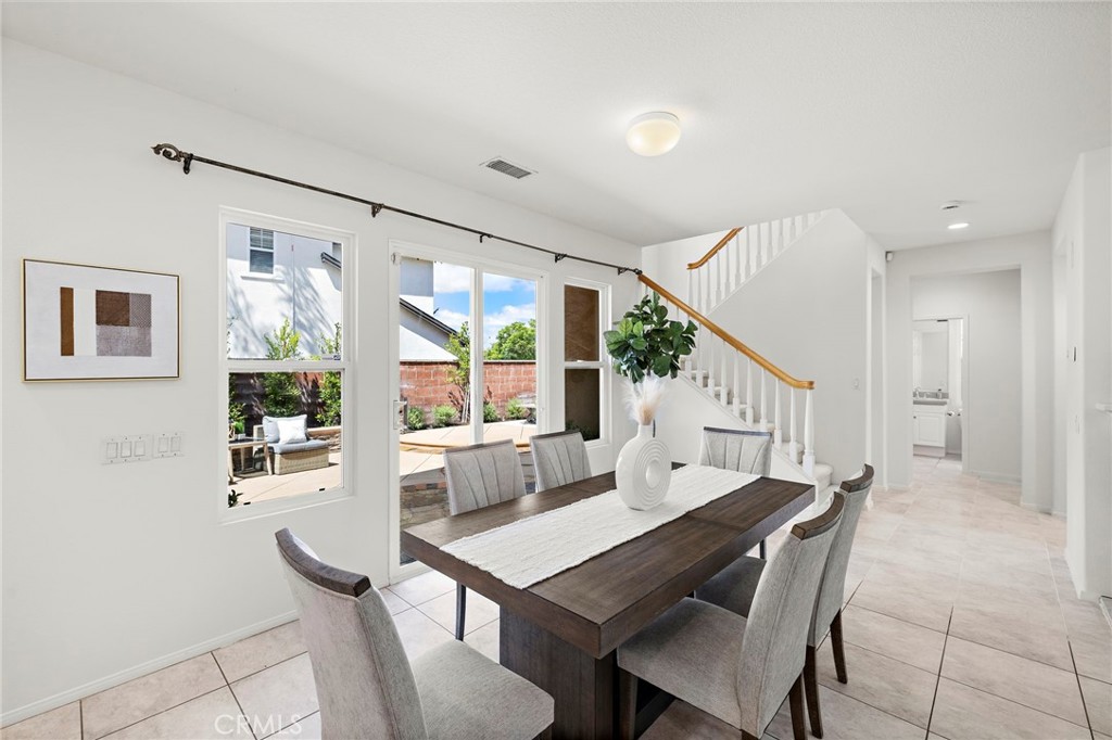 MLS #OC25216652 image #10