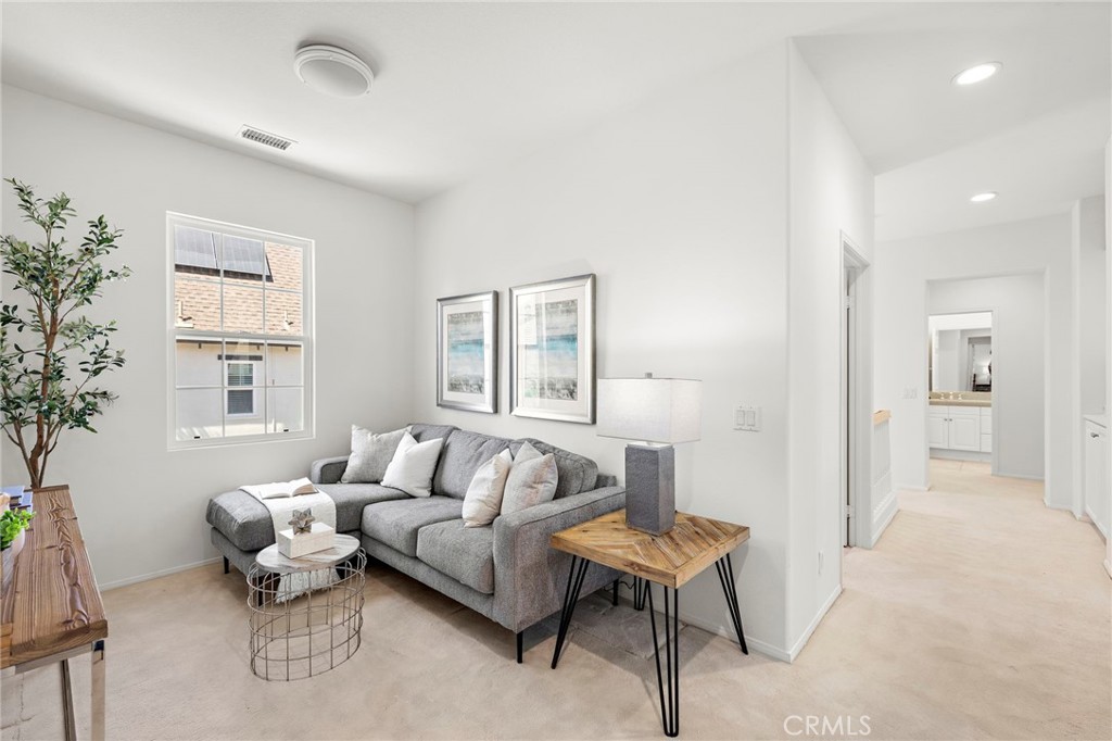 MLS #OC25216652 image #23