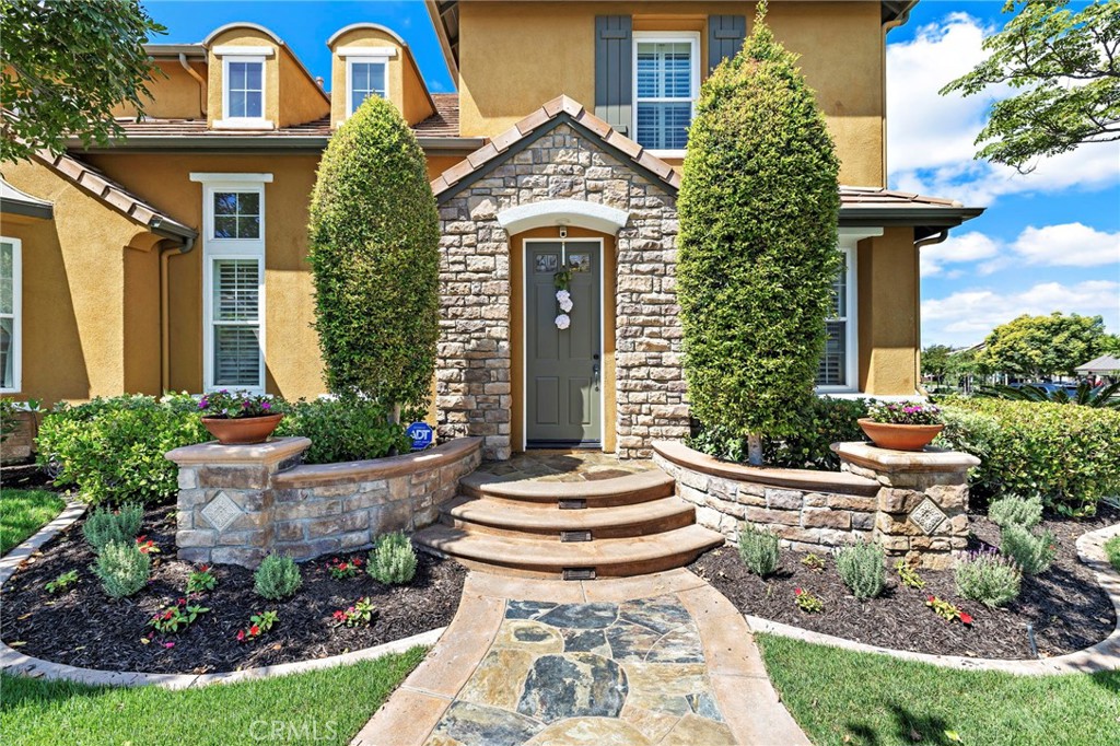 MLS #OC25216652 image #29