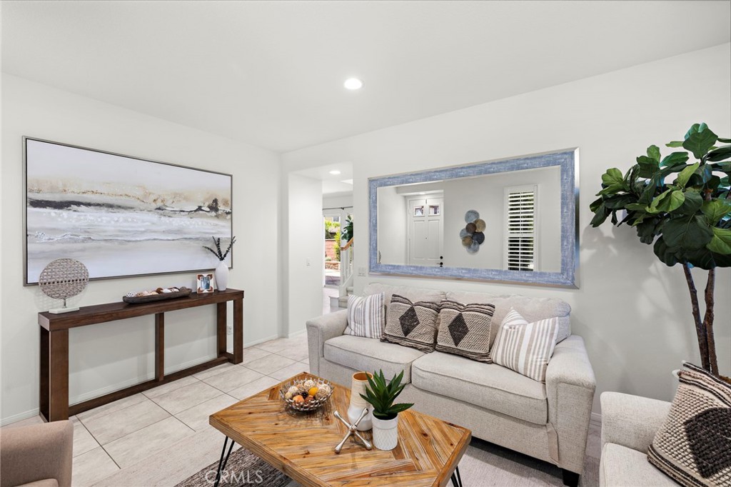 MLS #OC25216652 image #5