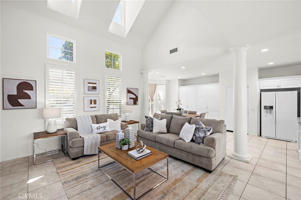 MLS #OC25216652 image #7