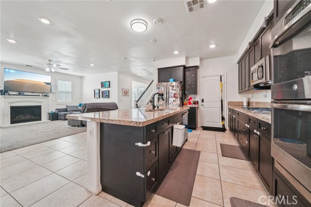 MLS #OC25216690 image #12