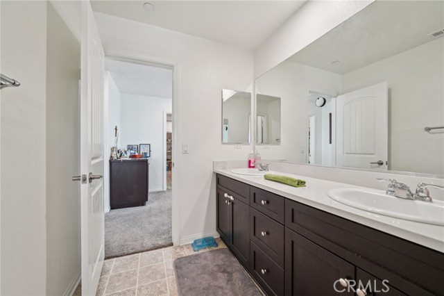 MLS #OC25216690 image #29