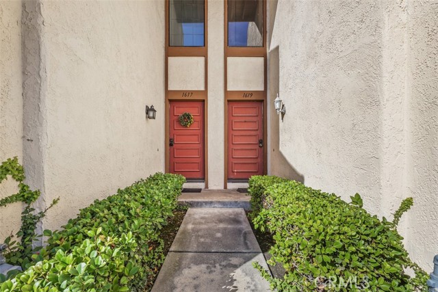 MLS #OC25216702 image #2