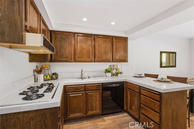 MLS #OC25216702 image #9