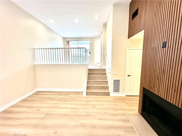 MLS #OC25216717 image #3