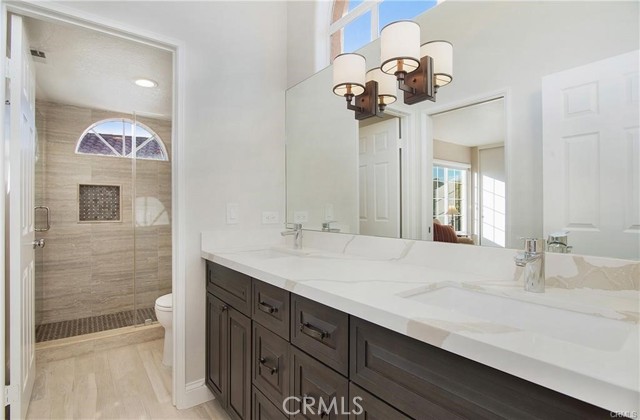 MLS #OC25216735 img 16