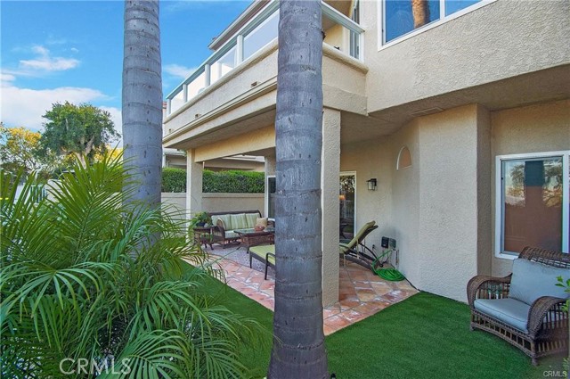 MLS #OC25216735 img 4